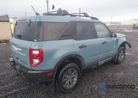 2022 Ford Bronco Sport Big Bend z USA, uszkodzony, nr VIN 3FMCR9B6XNRD35262